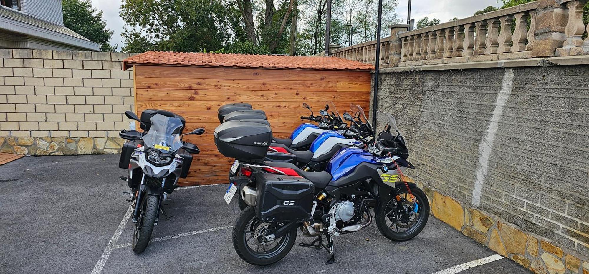 Hotel Artxanda Bilbao, Parking Gratuito En El Exterior Junto Al Hotel (Adults Only) Eksteriør bilde