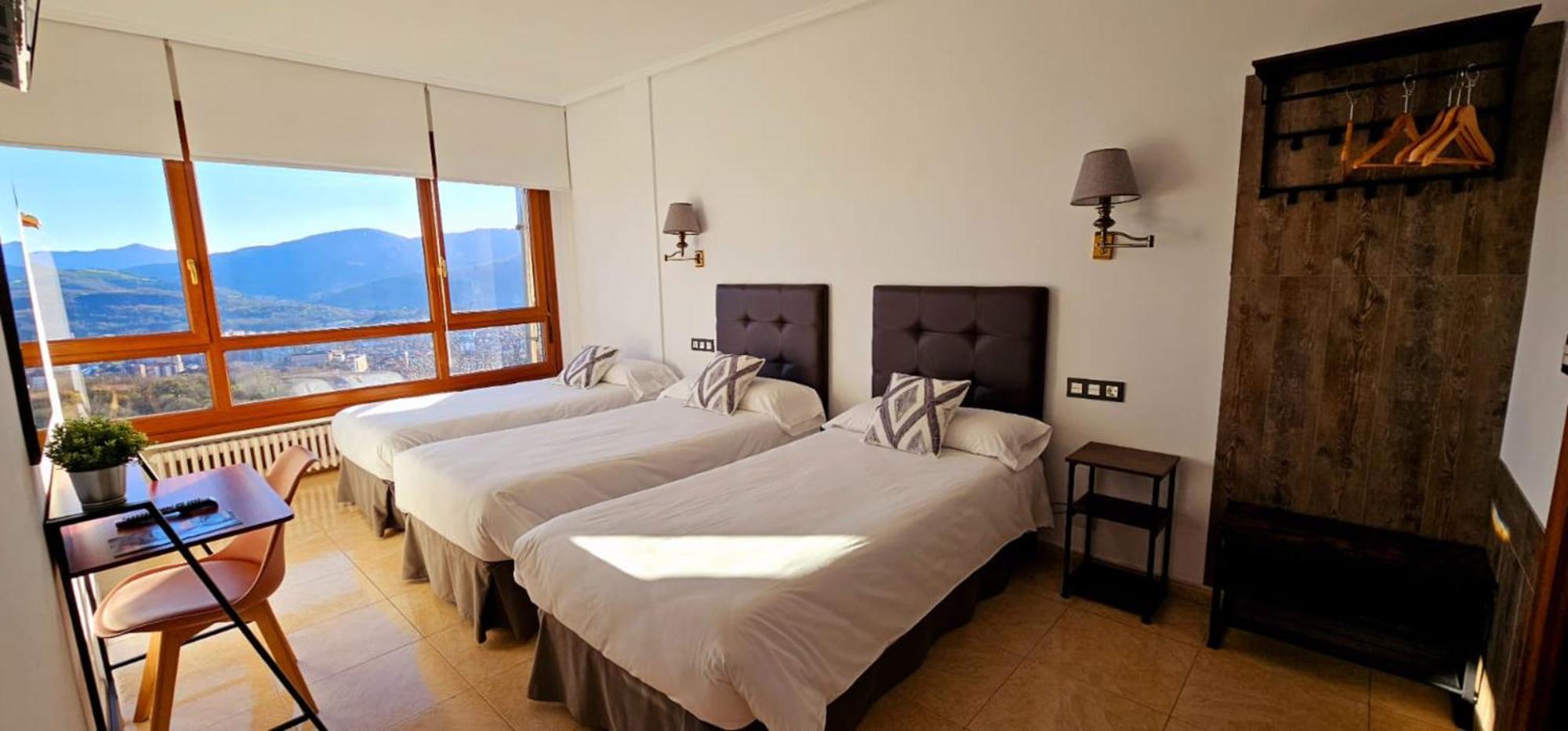 Hotel Artxanda Bilbao, Parking Gratuito En El Exterior Junto Al Hotel (Adults Only) Eksteriør bilde