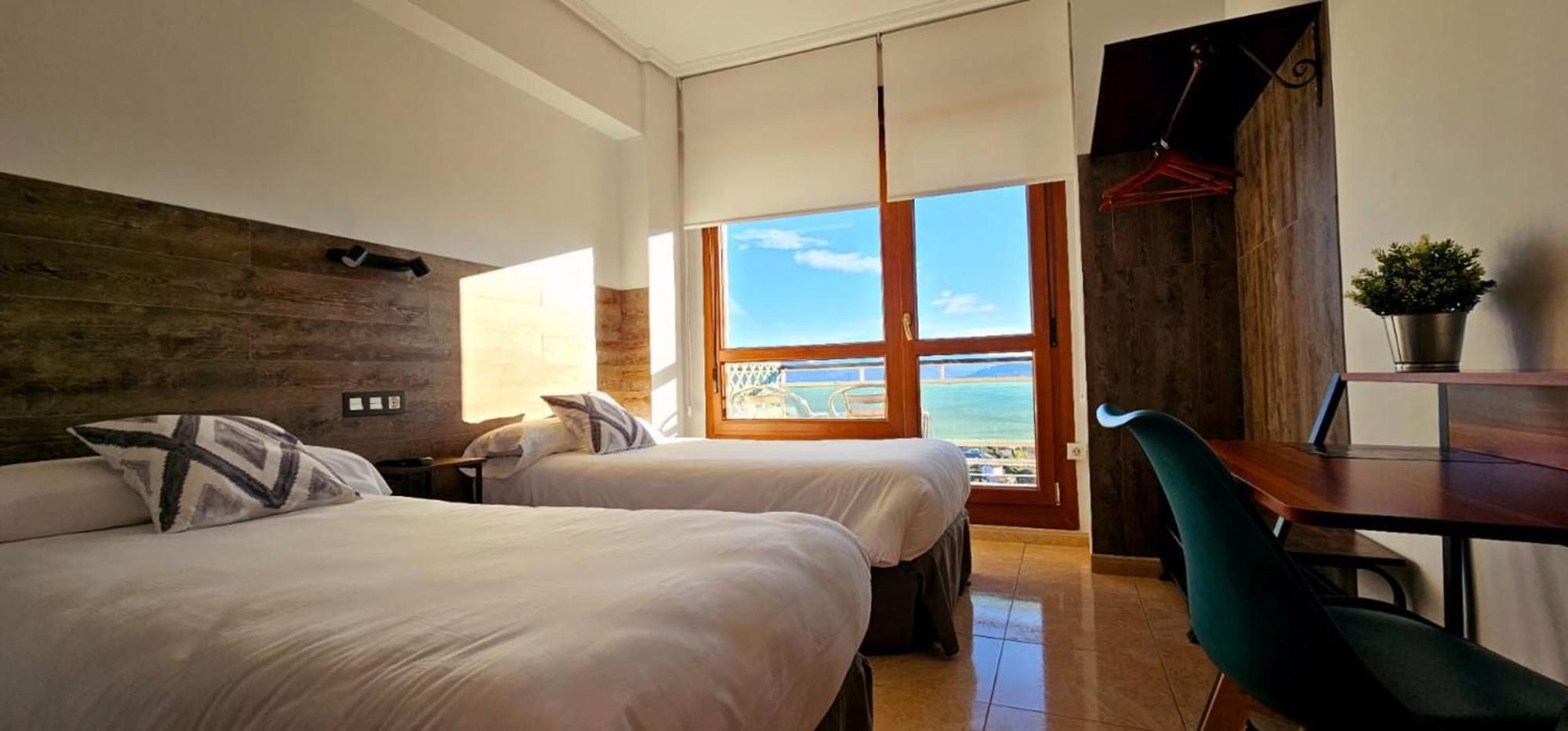 Hotel Artxanda Bilbao, Parking Gratuito En El Exterior Junto Al Hotel (Adults Only) Eksteriør bilde